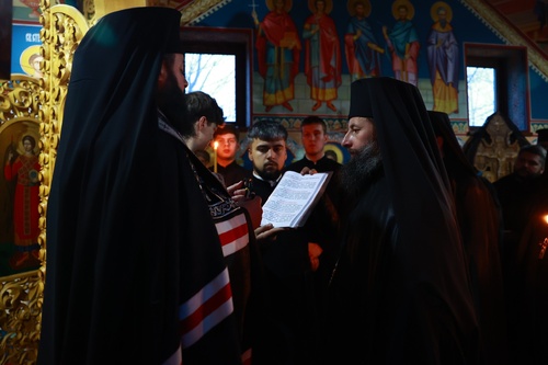 645952931_122307840164210896_8604052971877488468_n_500